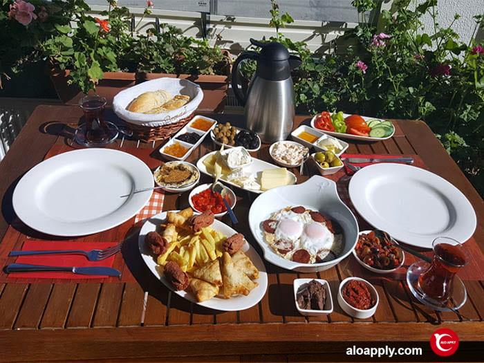 انواع صبحانه در ترکیه در تعطیلات و آخر هفته ها
