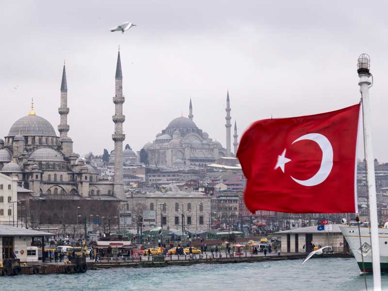 قوانین کار برای دانشجویان خارجی در ترکیه 2024